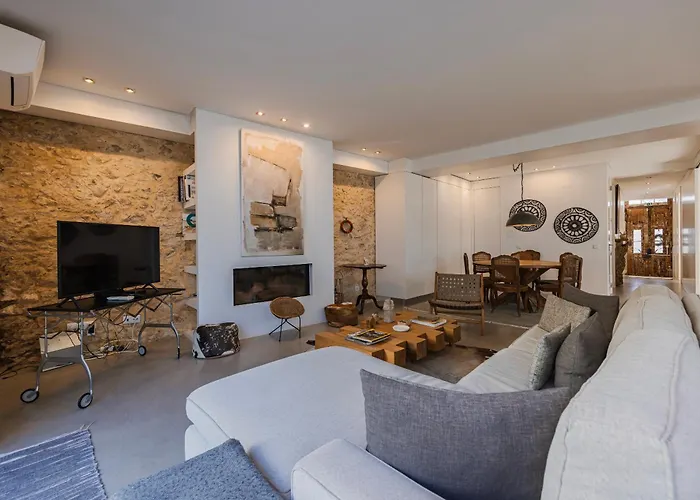 189 - Charming Garden In The Heart Of Cascais