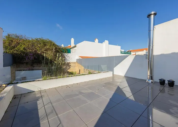 189 - Charming Garden In The Heart Of * Cascais