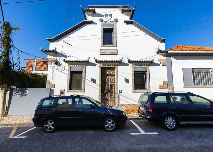 189 - Charming Garden In The Heart Of Villa Cascais