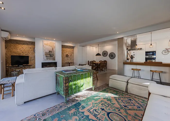 189 - Charming Garden In The Heart Of Villa