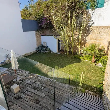 189 - Charming Garden In The Heart Of Cascais
