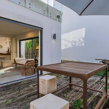 189 - Charming Garden In The Heart Of Vila
