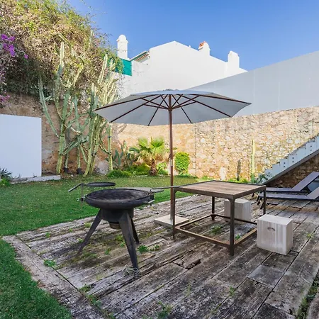 189 - Charming Garden In The Heart Of * Cascais