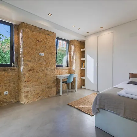 Vila 189 - Charming Garden In The Heart Of