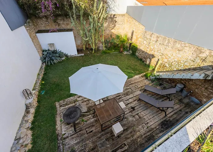 189 - Charming Garden In The Heart Of Villa